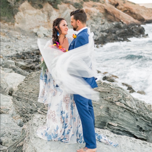 Meet your Posher, Beth - Picture 1 of 1